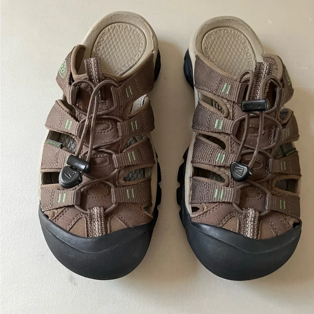 Keen Kids Brown and Black Closed-Toe Outdoor Sandals
